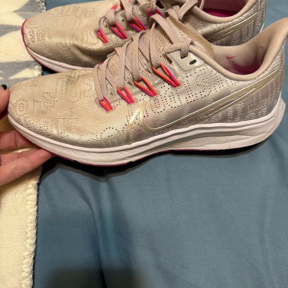 EUC Nike Pegasus 36 Size 6.5